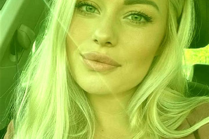 Iris, 35, a blonde hazel-eyed middle eastern companion based in Pedras Altas. Offering Overnight, GFE, Couples. Available for incall and outcall, day and eve...