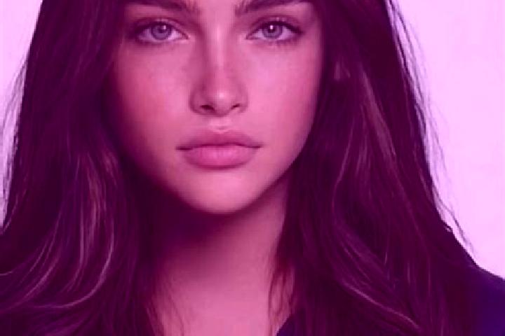 Iris, 35, a brunette dark-eyed european companion based in Radin Mas. Offering Girlfriend Experience, Party Girl, Prostate Massage, Roleplay. Available for i...