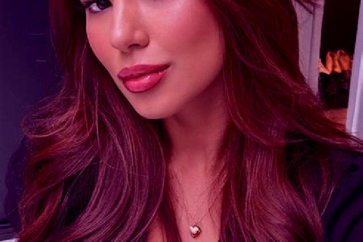 Iris, 35, a chestnut dark-eyed asian companion based in Santo Antonio do Leste. Offering Roleplay, 69. Available for incall and outcall, day and evening dates.