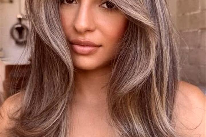 Iris, 35, a dark blonde grey-eyed indian companion based in Gandoang. Offering OWO, Duos, Party Girl. Available for incall and outcall, day and evening dates.