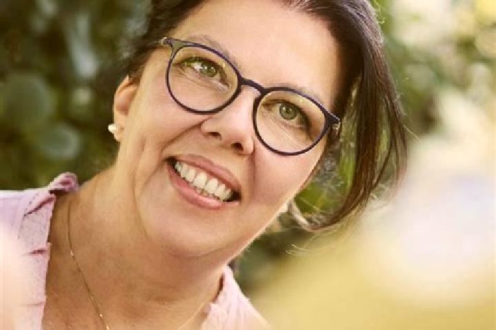 Iris, 35 — Escort in Au an der Traun, Austria