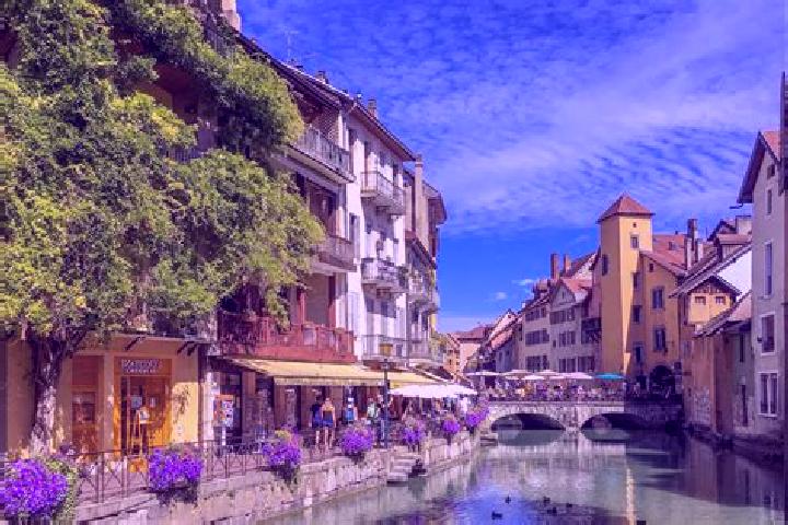 Iris, 35 — Escort in Aveize, France