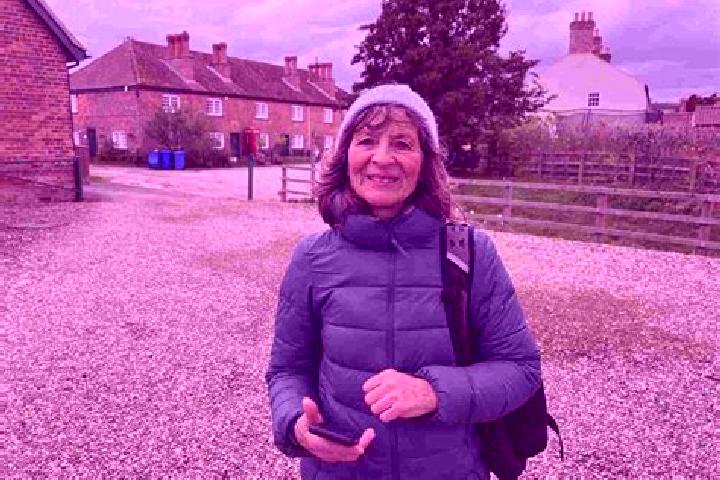 Iris, 35 — Escort in Kirby Underdale, United Kingdom