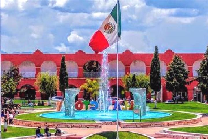 Iris, 35 — Escort in Turcio Primera Seccion, Mexico