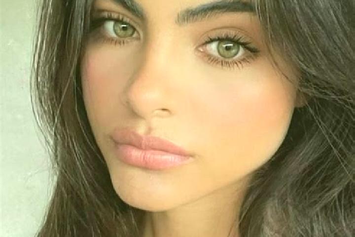 Iris, 36, a black dark-eyed indian companion based in Listvyagi. Offering Overnight, Roleplay, OWO. Available for incall and outcall, overnight bookings avai...