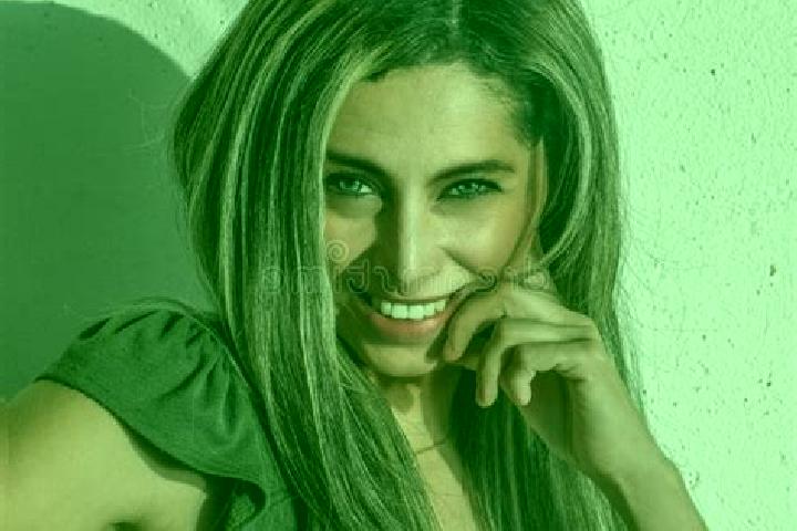 Iris, 36, a black green-eyed latina companion based in Geluwan. Offering Deep French Kissing, Roleplay, Striptease, Tantra. Available for incall and outcall,...