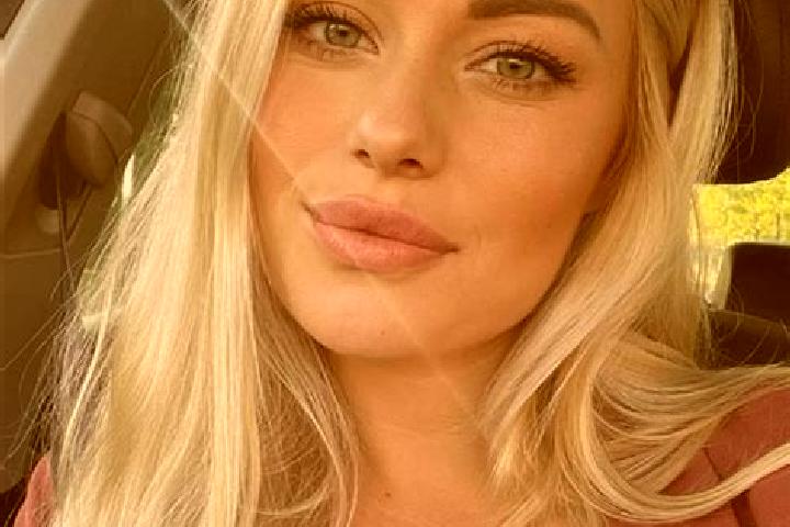 Iris, 36, a blonde hazel-eyed latina companion based in Mir Bachah Kot. Offering A-Level, Tantra, Prostate Massage, BDSM. Available for incall and outcall, o...
