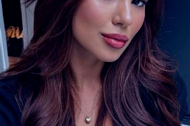 Iris, 36, a chestnut brown-eyed latina companion based in Obernburg am Main. Offering 69, Travel Companion. Available for incall and outcall, day and evening...