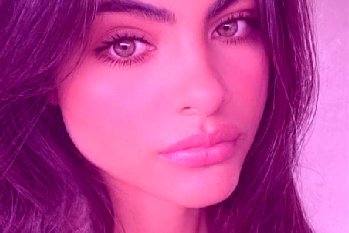 Iris, 36, a chestnut dark-eyed middle eastern companion based in Guenange. Offering Massage, Duos, CIM. Available for incall and outcall, overnight bookings ...