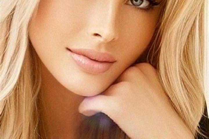 Iris, 36, a dark blonde blue-eyed caucasian companion based in Verviers. Offering Striptease, BDSM, 69, Girlfriend Experience, Dinner Date. Available for inc...