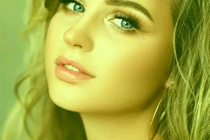 Iris, 36, a dark blonde blue-eyed mediterranean companion based in Wuxuan. Offering Prostate Massage, Deep French Kissing. Available for incall and outcall, ...
