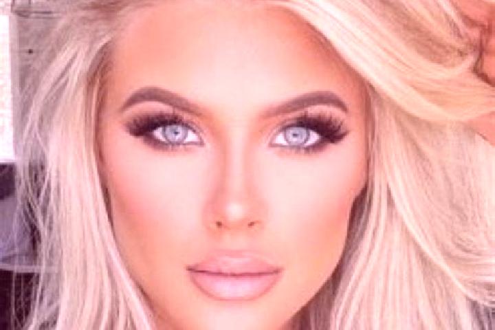 Iris, 36, a platinum blonde green-eyed ebony companion based in Hindeloopen. Offering CIM, Massage, BDSM, Couples. Available for incall and outcall, day and ...