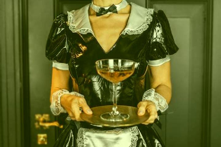 Iris, 36, a red grey-eyed middle eastern companion based in Weiterstadt. Offering Striptease, OWO, BDSM. Available for incall and outcall, overnight bookings...
