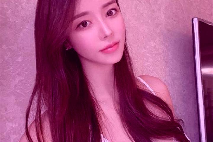 Iris, 36 — Escort in Baqiu, China