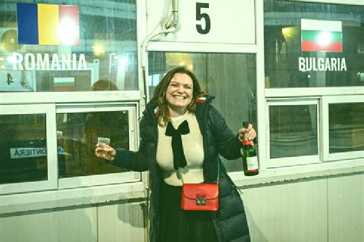 Iris, 36 — Escort in Ernei, Romania