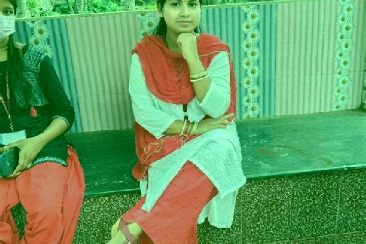Iris, 36 — Escort in Gummidipundi, India