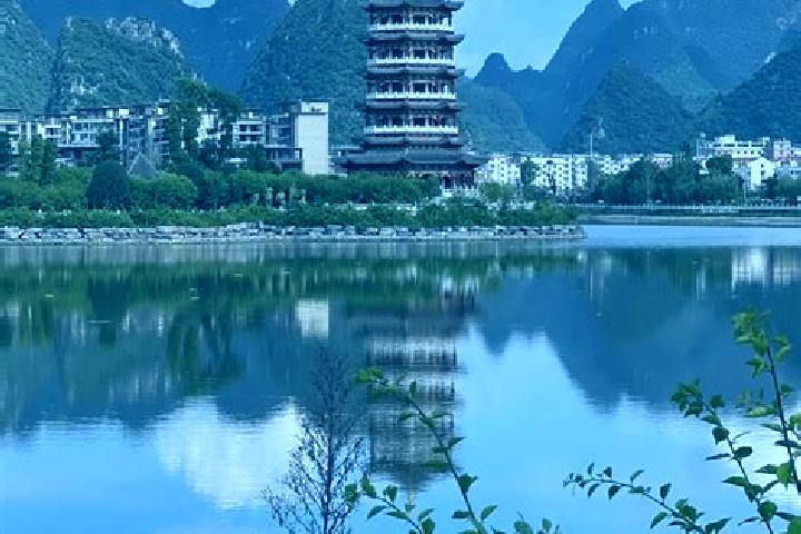 Iris, 36 — Escort in Hezhou, China