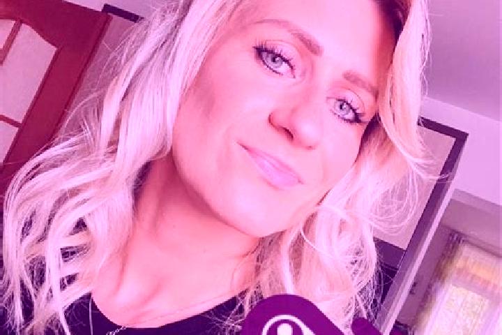 Iris, 36 — Escort in Hovorany, Czech Republic