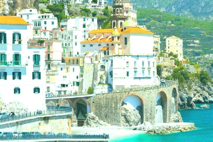 Iris, 36 — Escort in Taleggio, Italy
