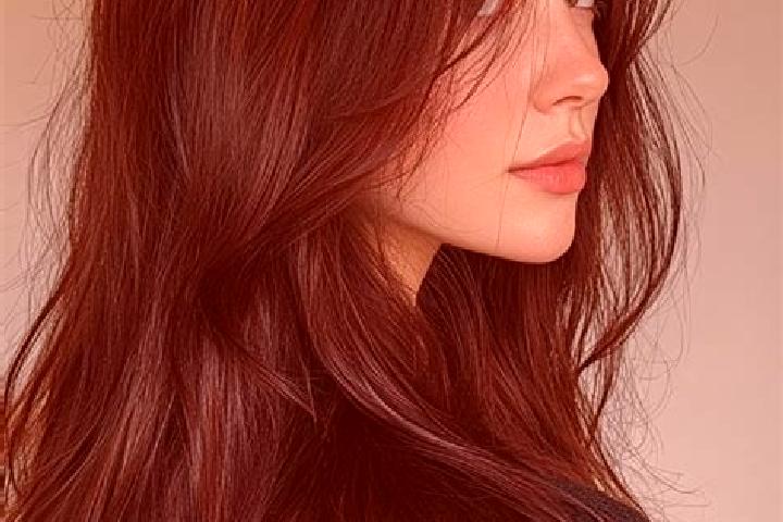 Iris, 37, a auburn brown-eyed european companion based in El Lampotal. Offering CIM, Domination. Available for incall and outcall, day and evening dates.