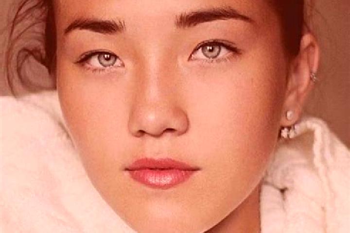 Iris, 37, a black grey-eyed caucasian companion based in Abala. Offering Roleplay, Deep French Kissing, Striptease. Available for incall and outcall, day and...