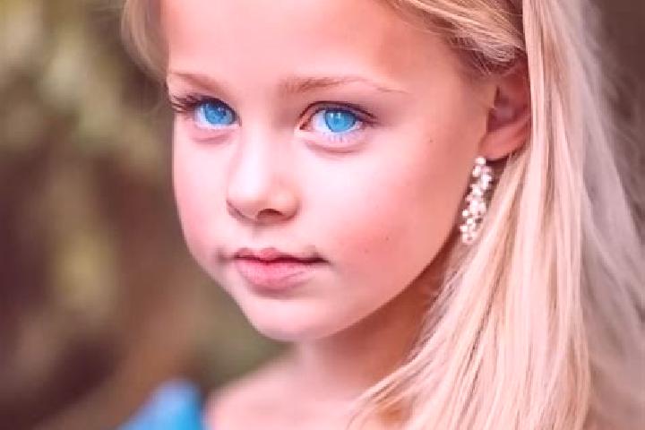 Iris, 37, a blonde blue-eyed middle eastern companion based in Banovici. Offering A-Level, Roleplay, Massage. Available for incall and outcall, day and eveni...
