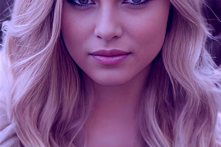 Iris, 37, a blonde grey-eyed caucasian companion based in Sao Jose do Rio Claro. Offering Roleplay, Deep French Kissing, A-Level, Dinner Date. Available for ...