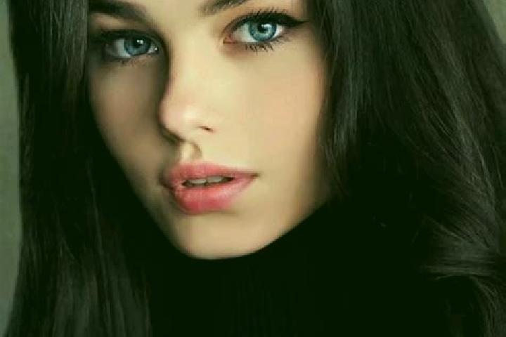 Iris, 37, a brunette blue-eyed caucasian companion based in Natashino. Offering Couples, Massage, Roleplay, BDSM, Domination. Available for incall and outcal...