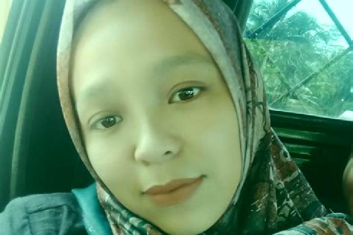 Iris, 37 — Escort in Cinyawar, Indonesia