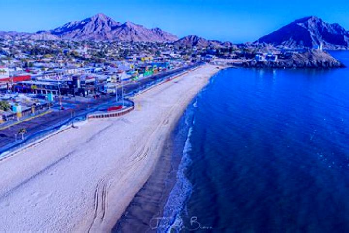Iris, 37 — Escort in Mesa de los Alzati (Mesa de San Felipe), Mexico