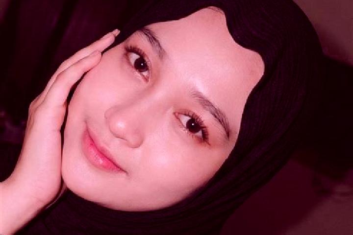 Iris, 37 — Escort in Ngamprah, Indonesia