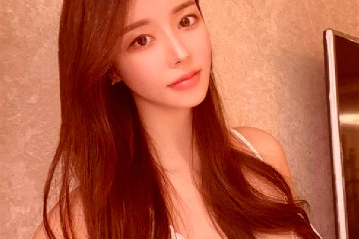 Iris, 37 — Escort in Shisanli, China