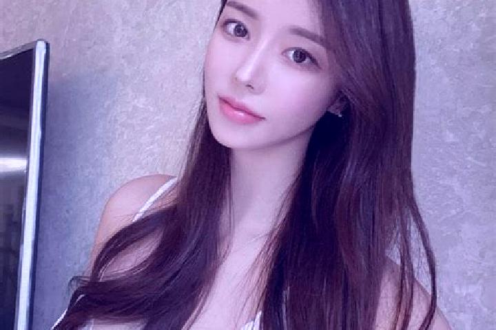 Iris, 37 — Escort in Xuetian, China
