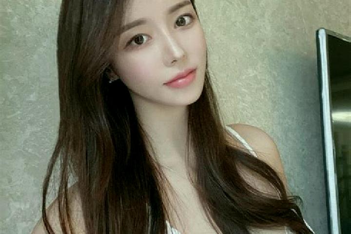 Iris, 37 — Escort in Yingye er, China