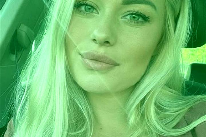 Iris, 38, a blonde hazel-eyed caribbean companion based in San Gregorio de Nigua. Offering Party Girl, Domination, 69, CIM. Available for incall and outcall,...