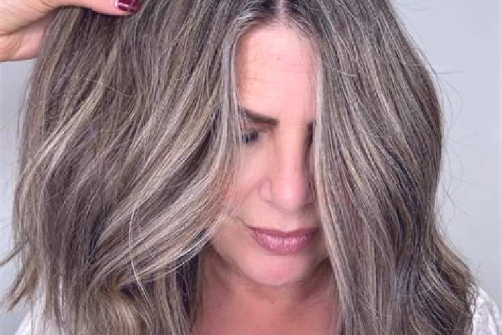 Iris, 38, a dark blonde grey-eyed slavic companion based in San Giorgio del Sannio. Offering Overnight, OWO, Erotic Massage, Party Girl, A-Level. Available f...