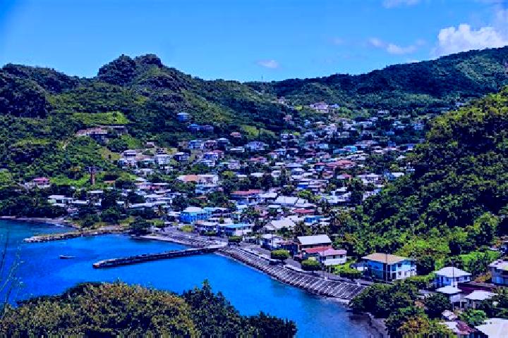 Iris, 38 — Escort in Old Montrose, Saint Vincent and the Grenadines