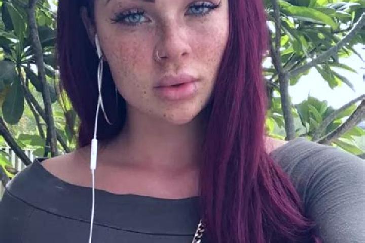 Iris, 39, a auburn dark-eyed ebony companion based in Hieres-sur-Amby. Offering Party Girl, Tantra, OWO. Available for incall and outcall, day and evening da...