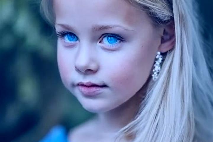 Iris, 39, a blonde blue-eyed middle eastern companion based in Gornozavodsk. Offering Girlfriend Experience, Erotic Massage, Fetish. Available for incall and...