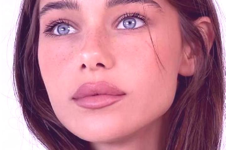 Iris, 39, a brunette blue-eyed indian companion based in Rataje. Offering GFE, Erotic Massage, Travel Companion, OWO, Tantra. Available for incall and outcal...