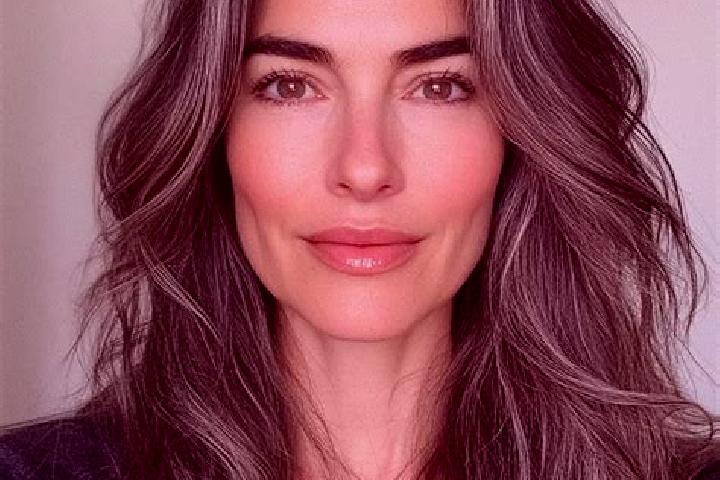 Iris, 39, a brunette grey-eyed mixed companion based in Battung. Offering Striptease, GFE, Dinner Date, Travel Companion, Overnight. Available for incall and...