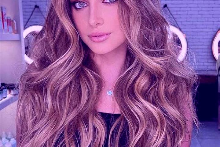 Iris, 39, a dark blonde brown-eyed middle eastern companion based in Chocerady. Offering Girlfriend Experience, GFE, Couples, Erotic Massage, Striptease. Ava...