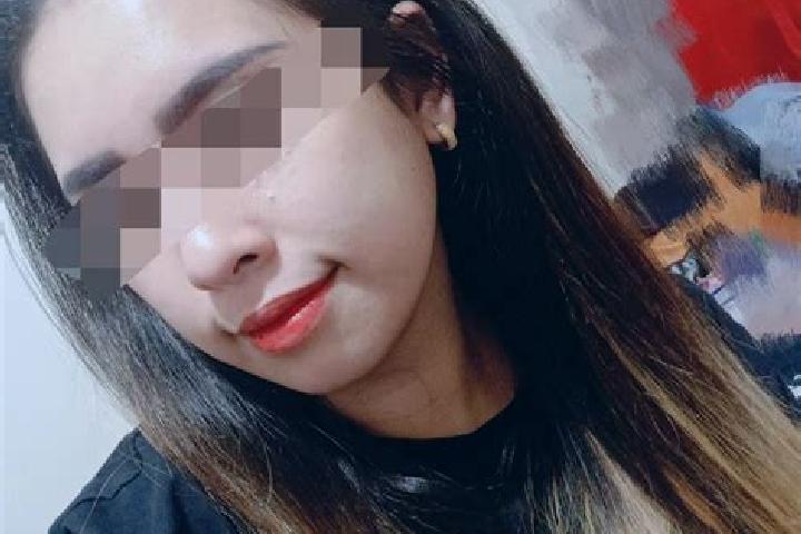 Iris, 39, a dark blonde dark-eyed asian companion based in Desa Cilangkap. Offering Domination, Striptease, Overnight, Couples. Available for incall and outc...