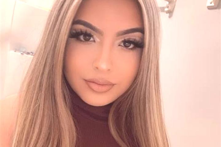 Iris, 39, a red blue-eyed mixed companion based in Pefka. Offering Striptease, Tantra, Fetish. Available for incall and outcall, overnight bookings available.