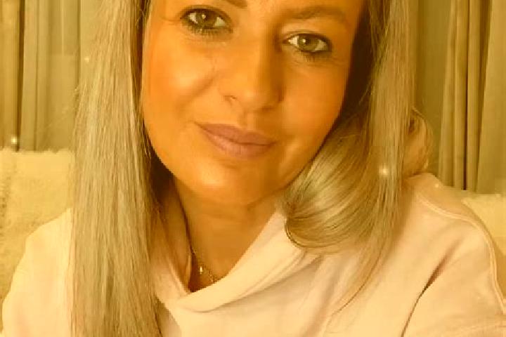 Iris, 39 — Escort in Orodel, Romania