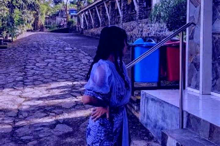 Iris, 39 — Escort in Pineleng, Indonesia