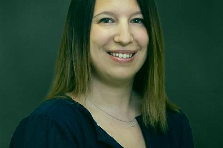 Iris, 39 — Escort in Smethport, United States