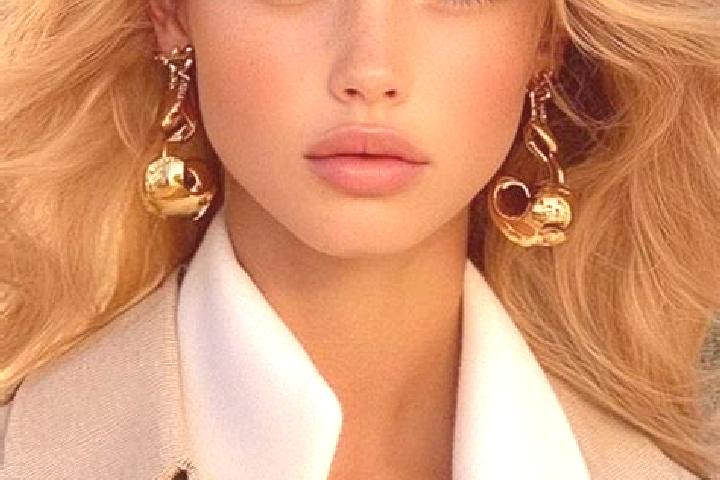 Isabella, 20, a blonde grey-eyed caucasian companion based in Diourou. Offering Duos, Fetish, Prostate Massage. Available for incall and outcall, day and eve...