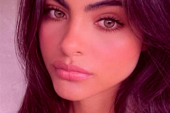 Isabella, 20, a brunette green-eyed middle eastern companion based in Al-Musayab. Offering A-Level, CIM, Domination, Couples. Available for incall and outcal...