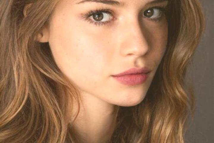Isabella, 20, a chestnut green-eyed latina companion based in San Sebastian Progreso. Offering Girlfriend Experience, Travel Companion, GFE, OWO. Available f...